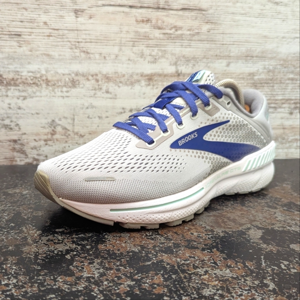 Womens Brooks Adrenaline GTS 22 Running Shoes Sz 9.5 D Wide 1203531D045